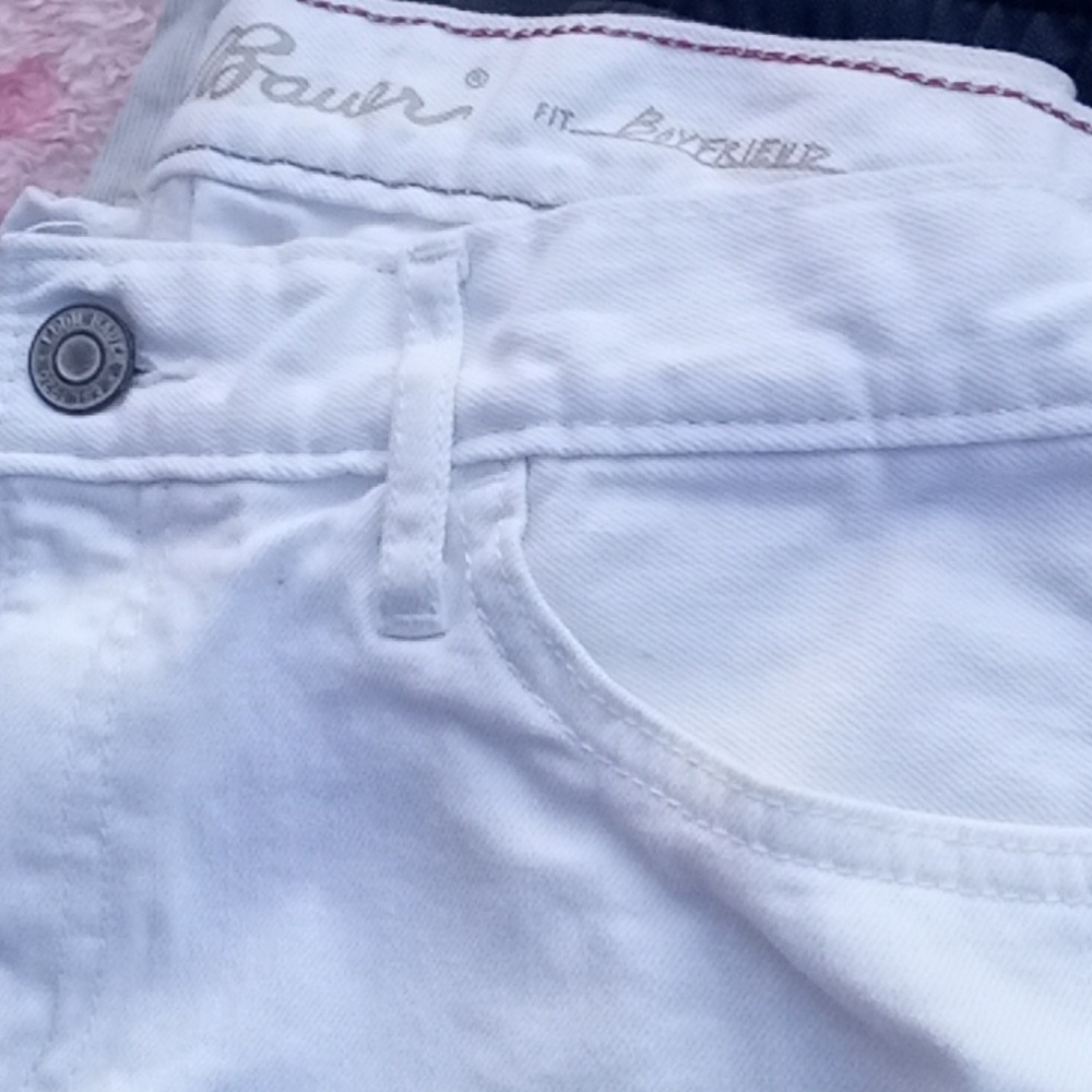 Eddie Bauer White 'Boyfriend Fit' Casual Capri 2